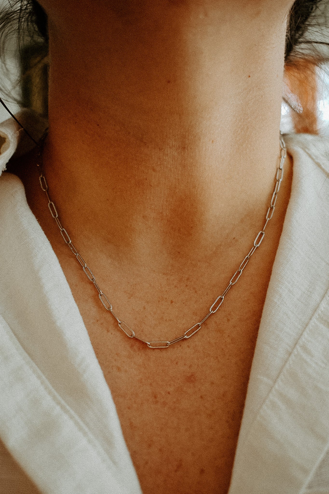 Textured Paper Clip Chain