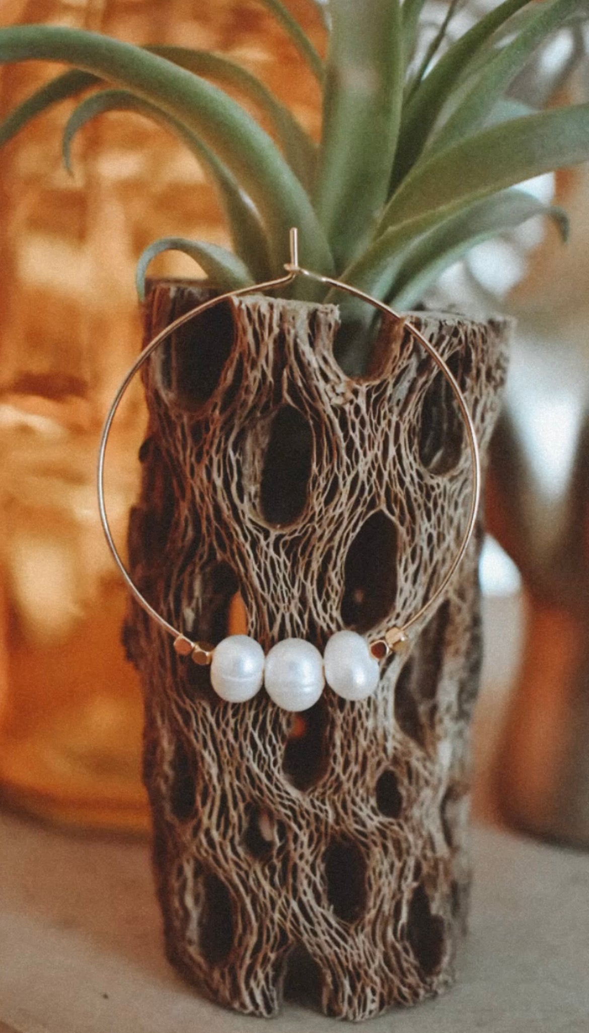 Pearl in my Pocket Hoops