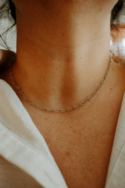 Textured Chain Necklace