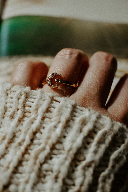 The Moon Ring