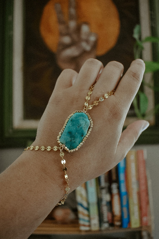 The Sol Hand Chain