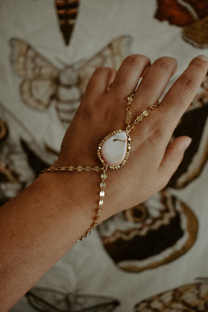 The Sol Hand Chain