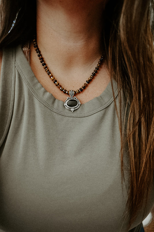 The Broken Spur Necklace
