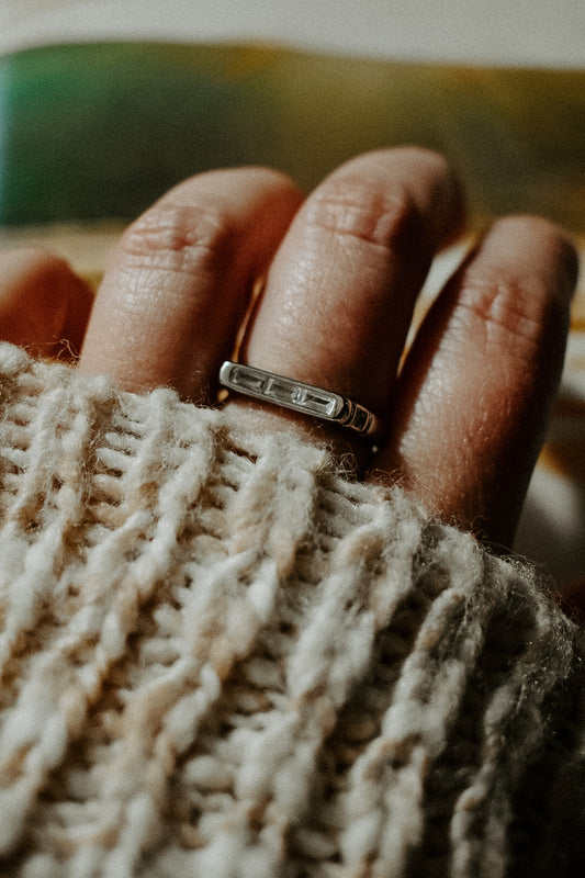 The Line Ring