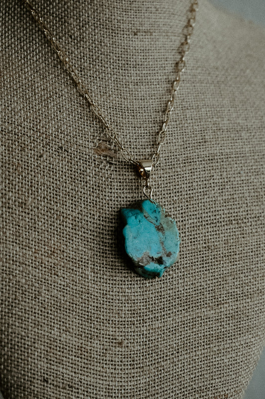 The Bee Necklace