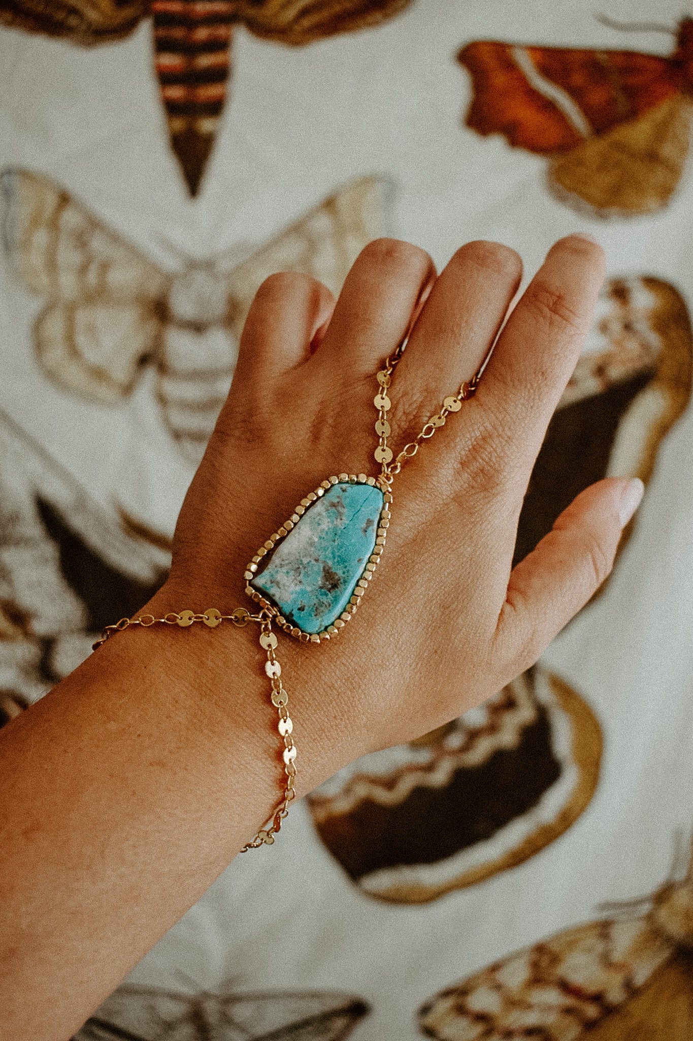 The Sol Hand Chain