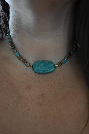 Groovy Seas Choker