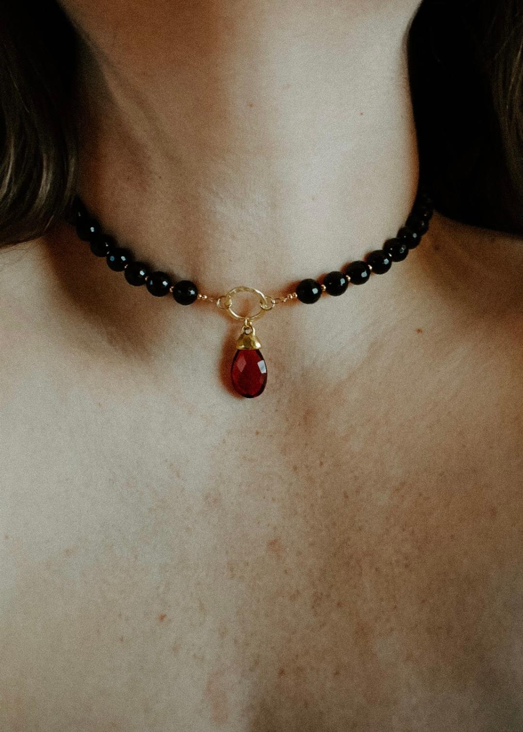 Veil of the Oracle Choker