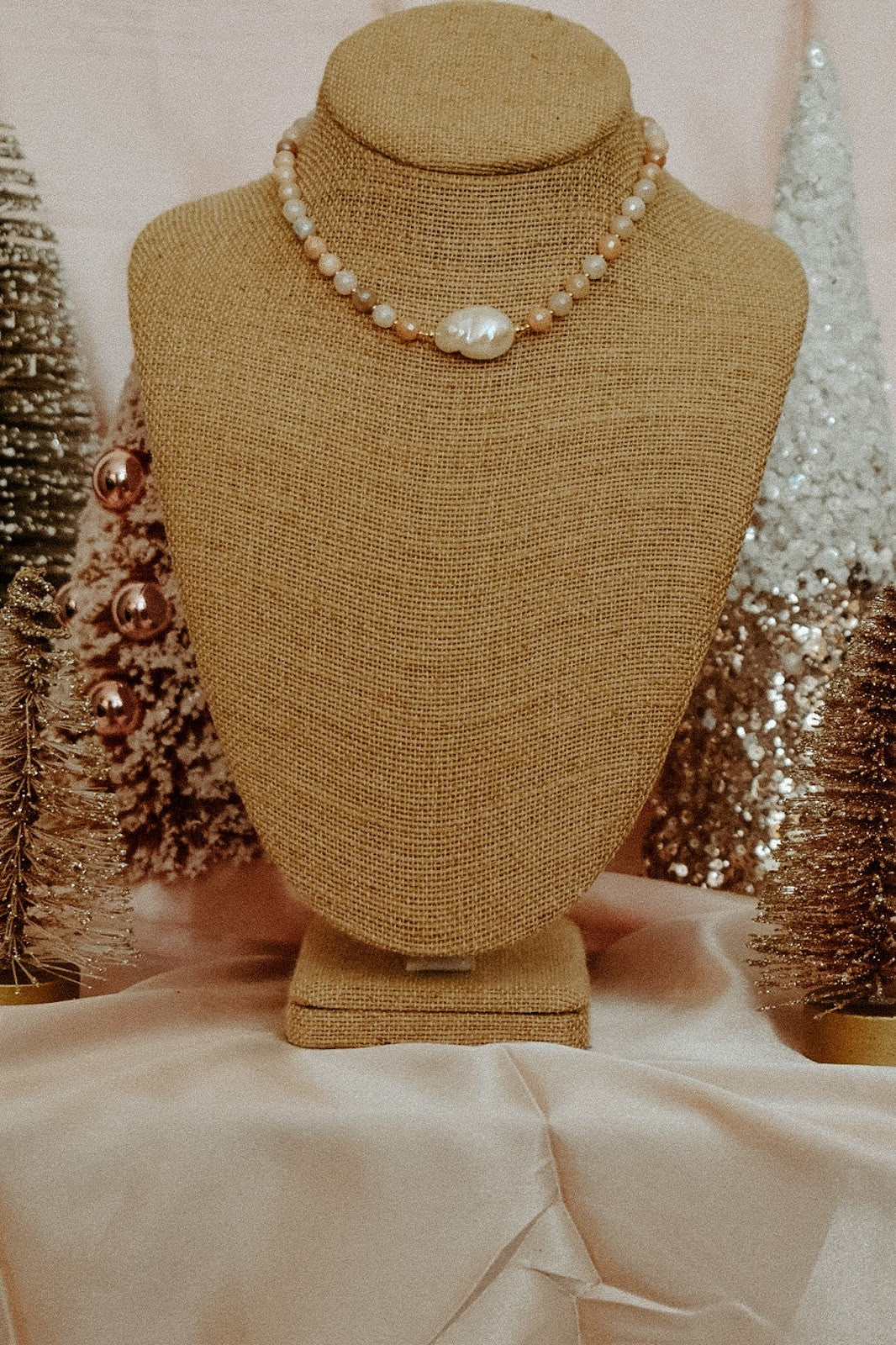 Relevé Necklace