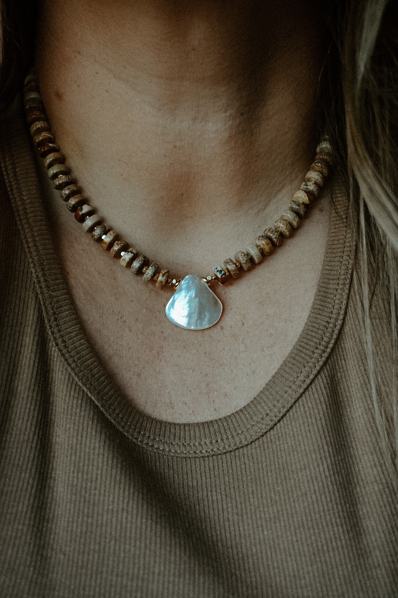 Sandy Halo Necklace