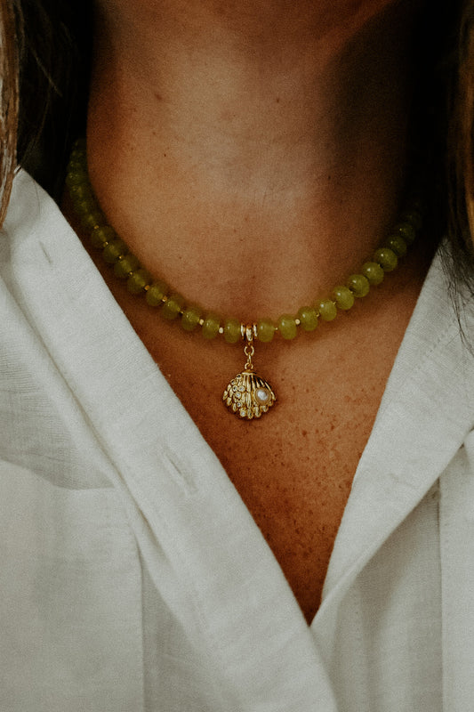 Seashell Sunset Necklace