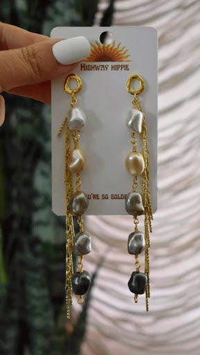 Smokey Pearls Earrings