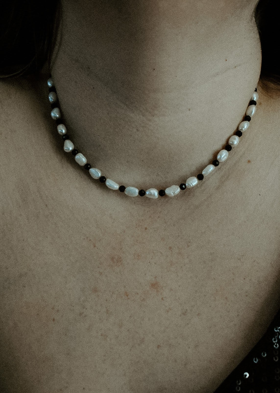 Snowfall Choker