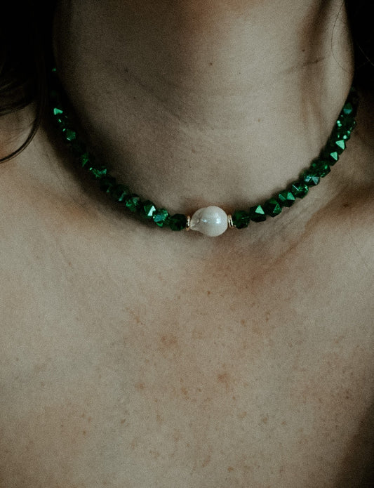 The Evergreen Choker