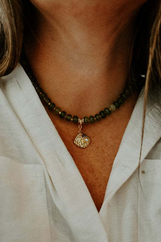 Seashell Sunset Necklace